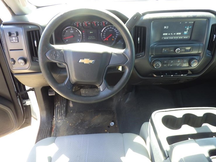 2018-chevrolet-2500hd-image-7