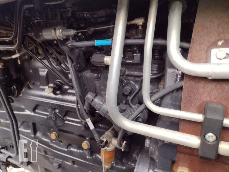 2011-new-holland-t6030-image-34