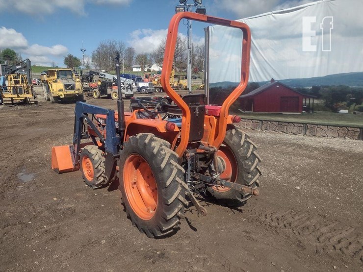 kioti-lb2204-image-33