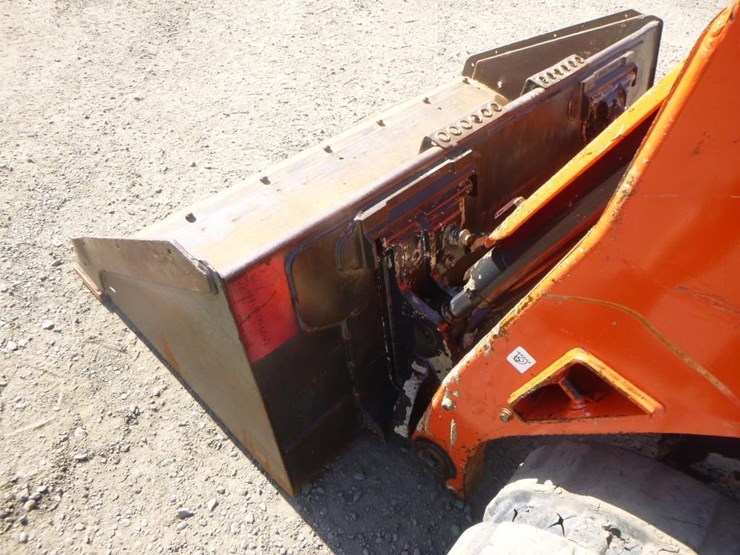 2021-kubota-svl75-2-image-12