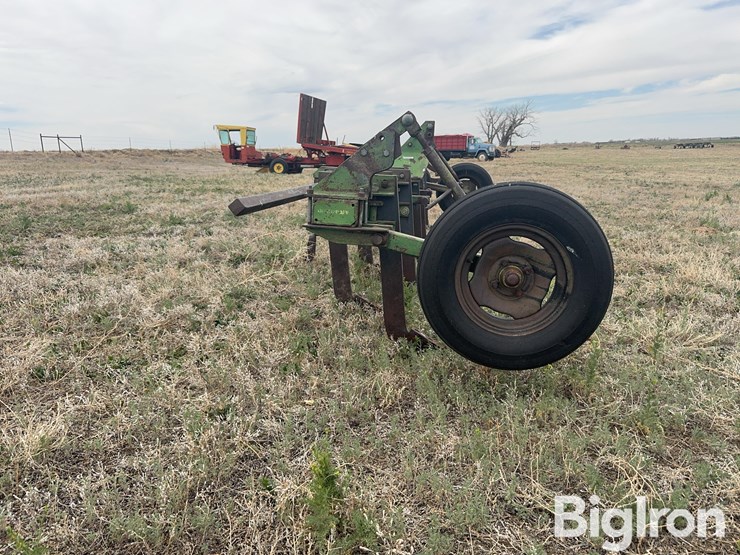 john-deere-model-b-image-4