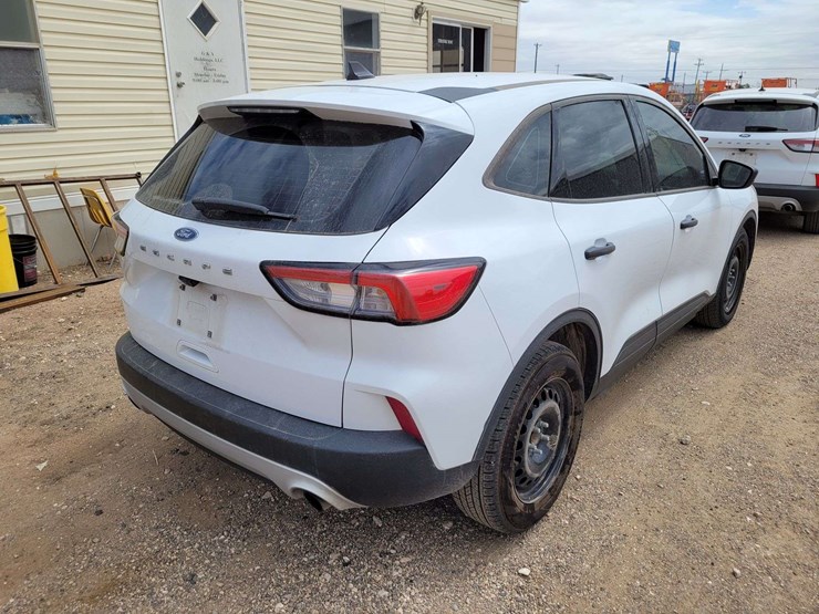 2021-ford-escape-image-5