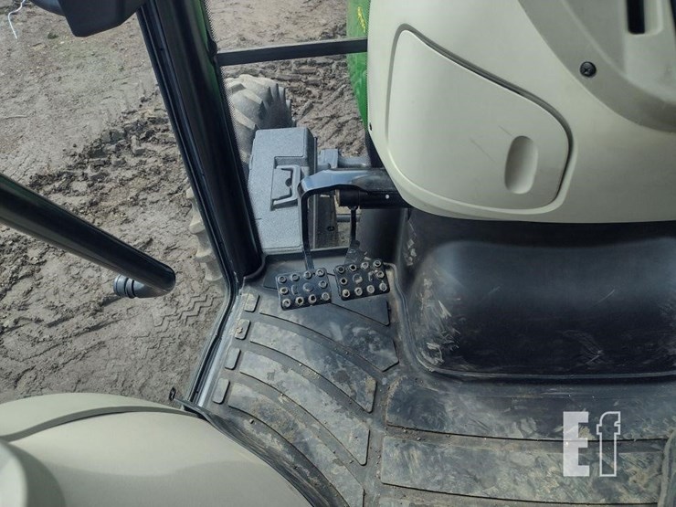 2010-john-deere-4720-image-15