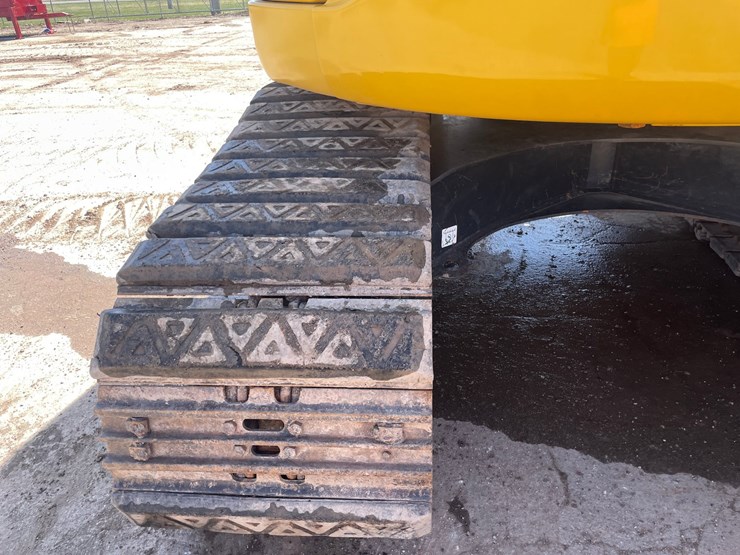 2022-komatsu-pc238us-lc-11-image-13