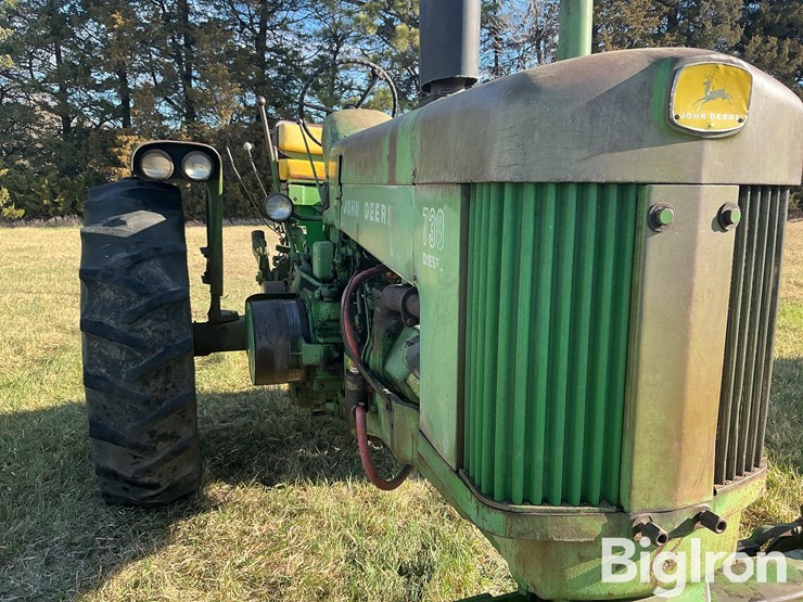 1959-john-deere-730-image-10