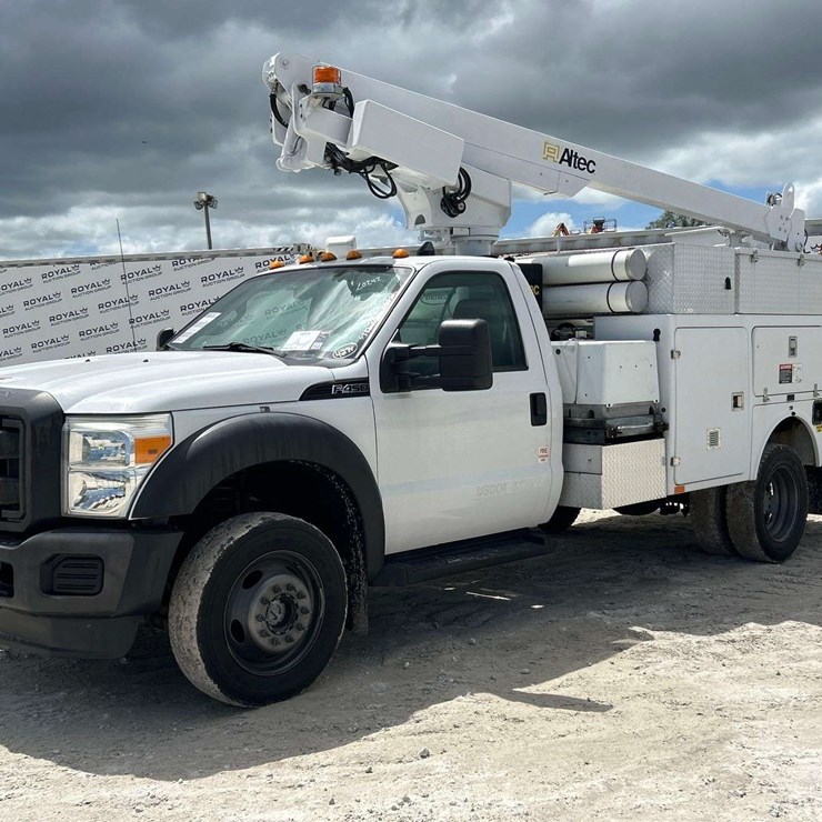 2012 FORD F450