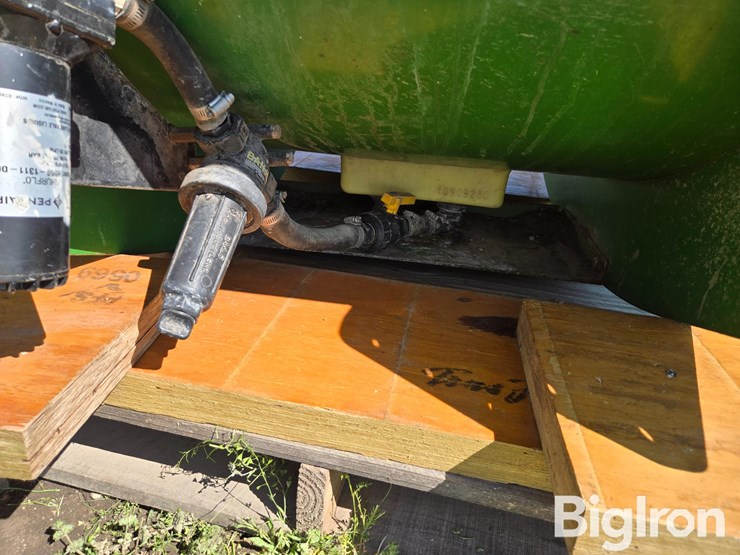 john-deere-8230-image-11