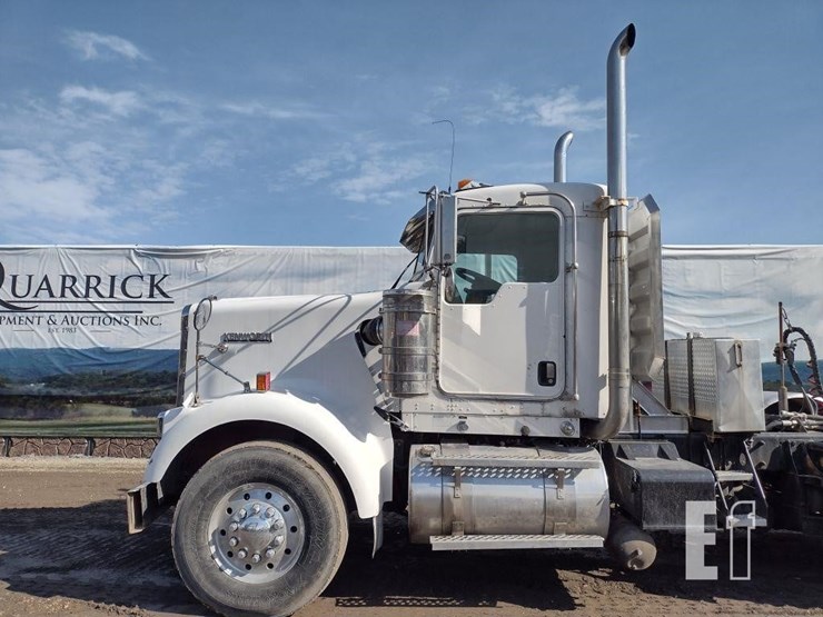 2007-kenworth-w900-image-26
