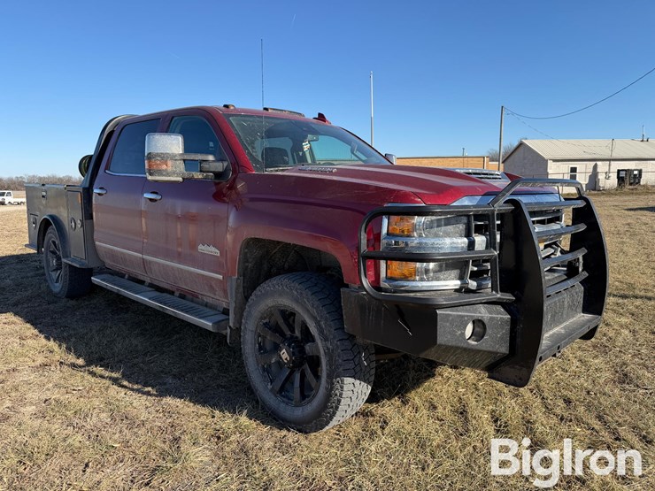 2019-chevrolet-silverado-3500-image-3