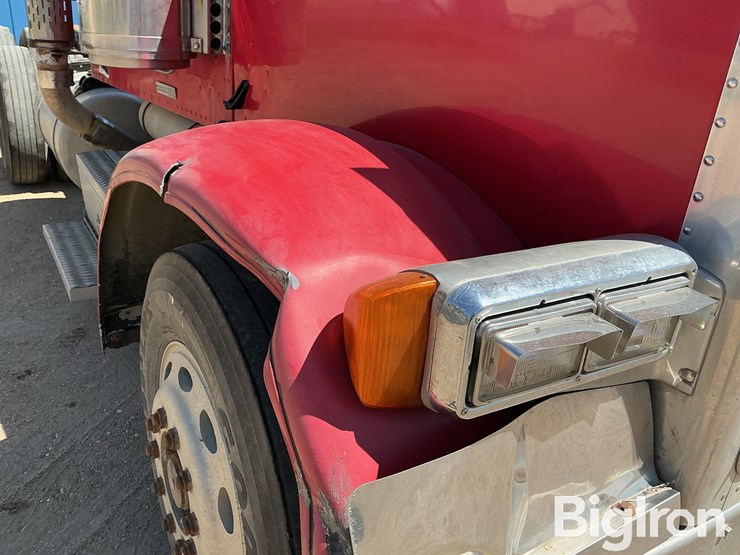 1996-peterbilt-379-image-13
