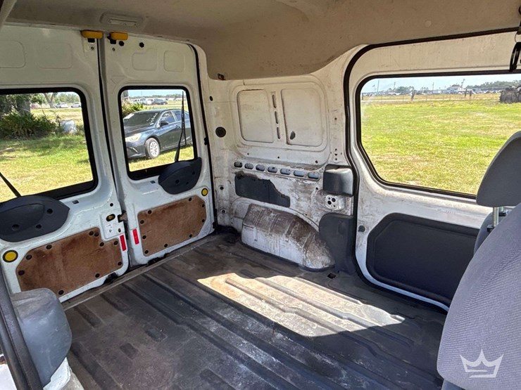 2012-ford-transit-connect-image-10