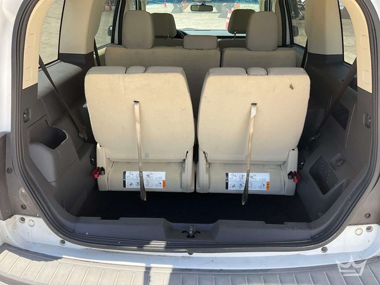 2016-ford-flex-image-36