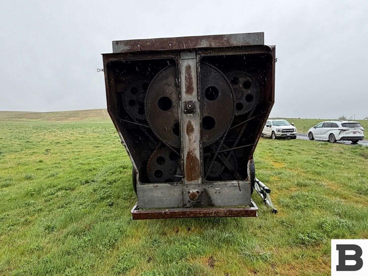 loewen-feed-mixer---davenport,-wa-image-5