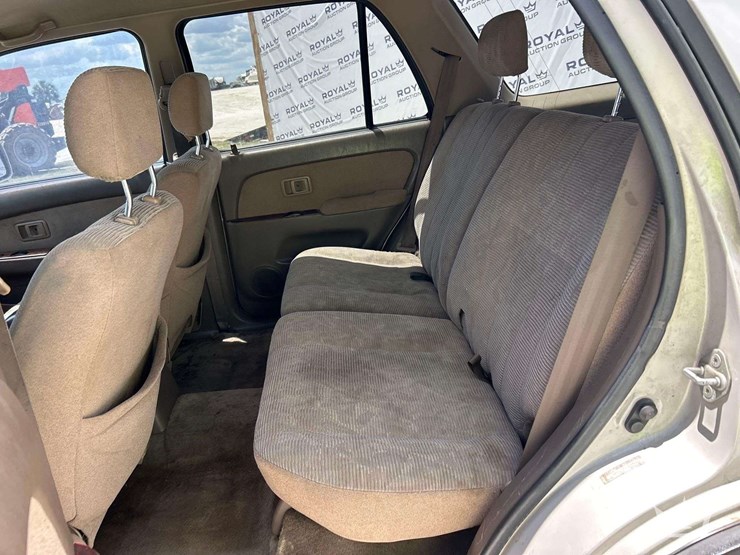 2000-toyota-4-runner-image-23