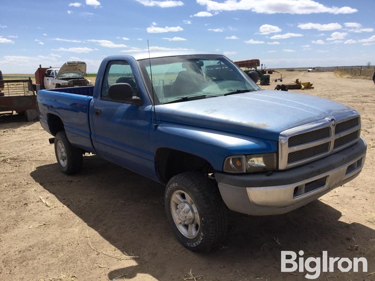 1998-dodge-ram-2500-image-3