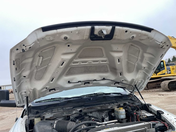 2015-dodge-ram-3500-image-119