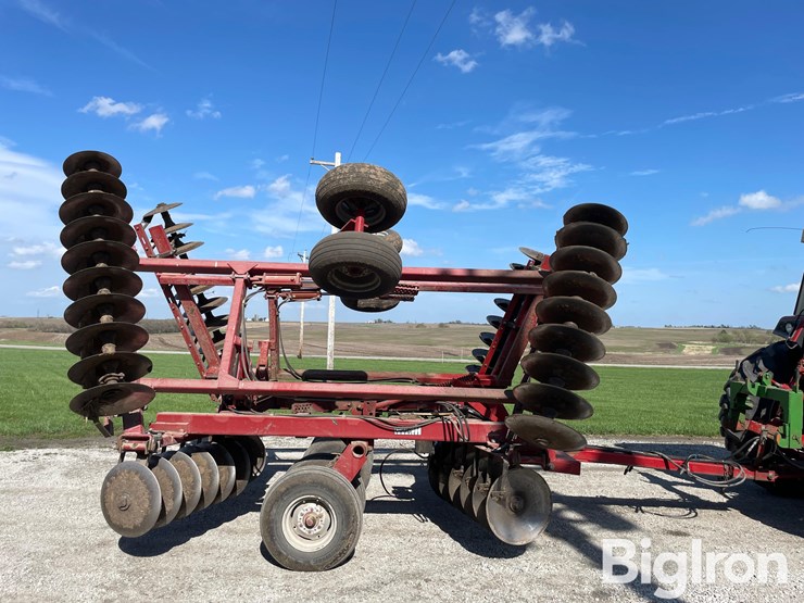 case-ih-3900-image-4