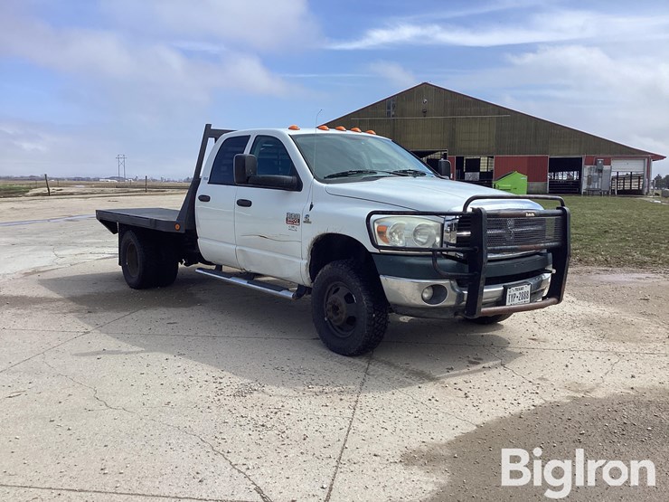 2009-dodge-ram-3500-image-3
