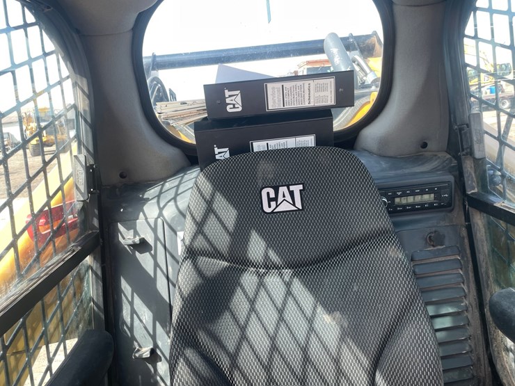 #4052-•-2021-cat-rubber-track-skid-steer-image-40