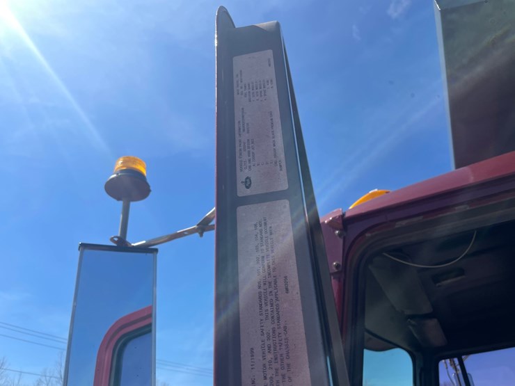 #4013-•-2000-quad-axle-mack-dump-truck-(has-wi-title)-image-93