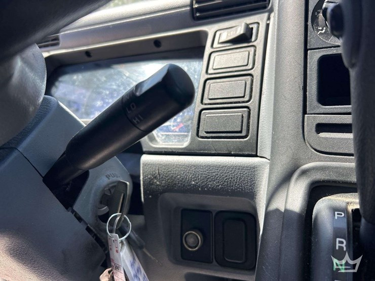 2007-mitsubishi-fuso-fe84d-image-23