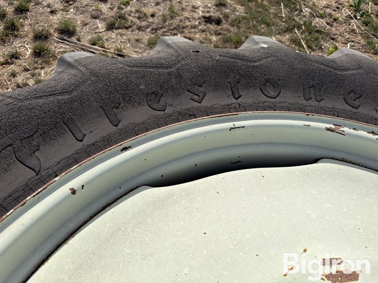 john-deere-4620-image-11