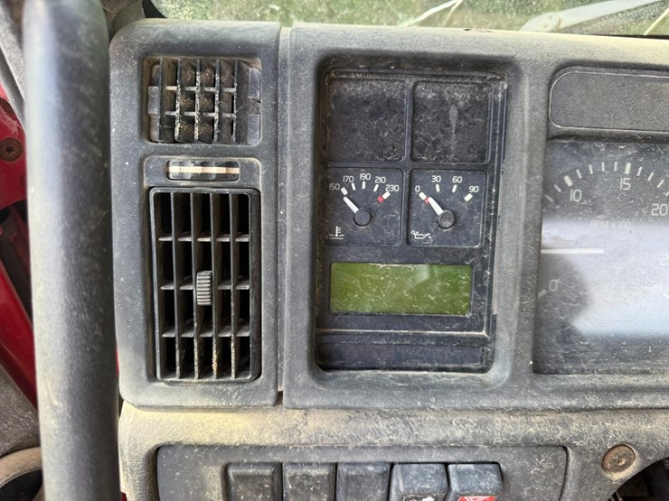 1999-volvo-vn-image-40