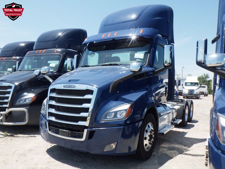 2022-freightliner-cascadia-116-image-1