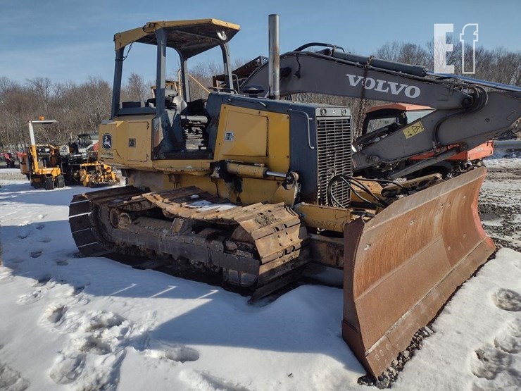 2007-deere-700j-lgp-image-3