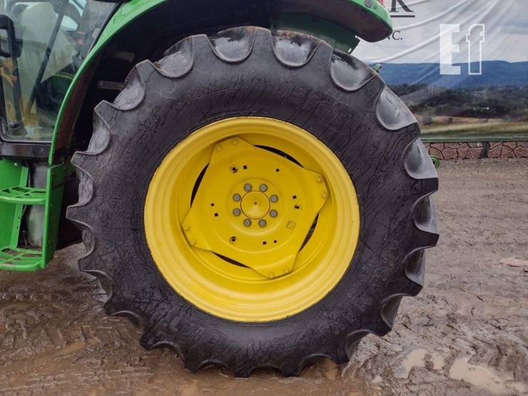 2007-john-deere-6215-image-16