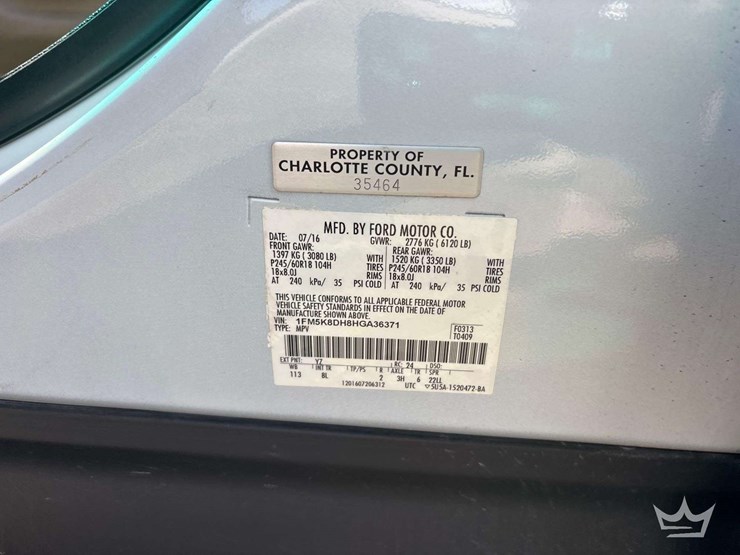 2017-ford-explorer-image-5