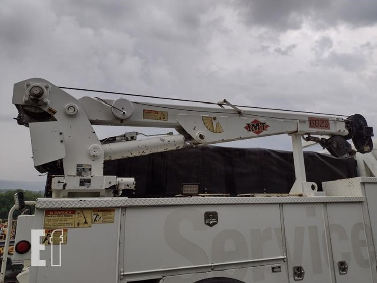 2015-hino-338-image-38