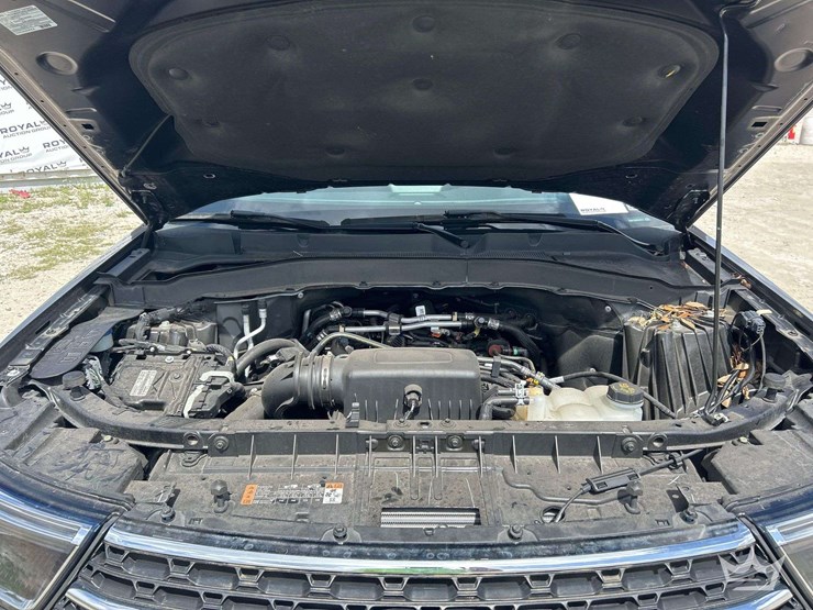 2023-ford-explorer-image-9