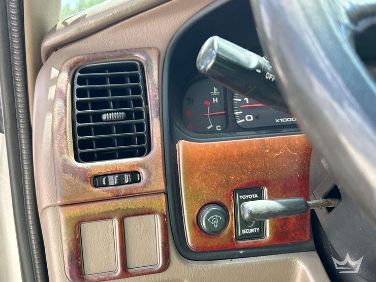 2000-toyota-4-runner-image-15