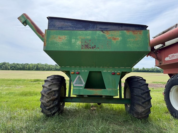 #45624-•-sukup-giant-grain-cart-image-9