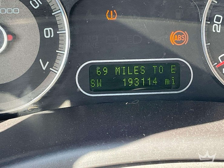 2008-ford-taurus-x-image-11