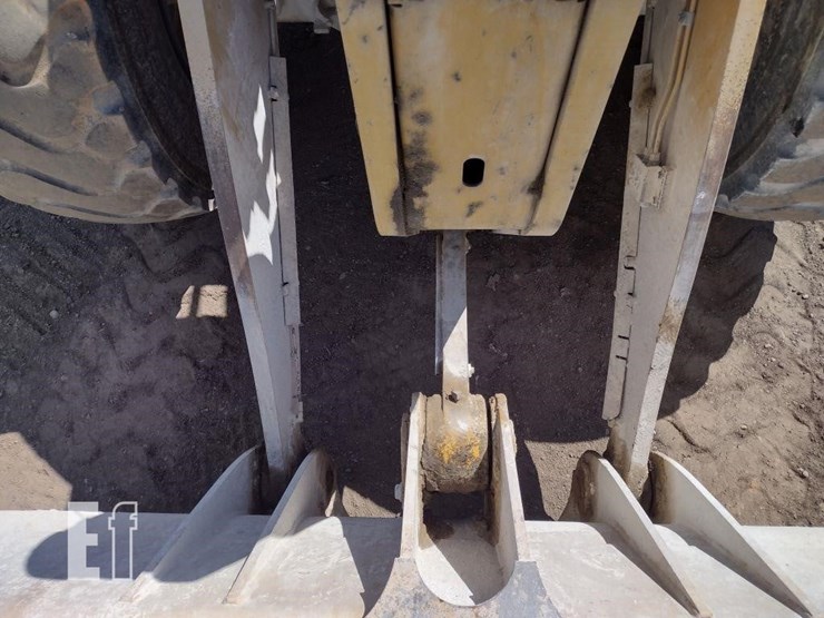2019-caterpillar-950m-image-25