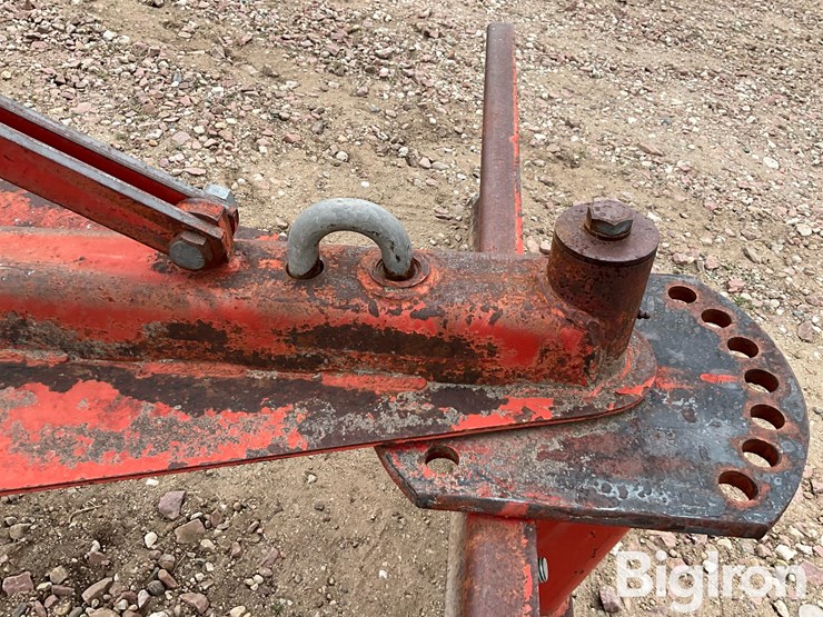massey-ferguson-16-image-16