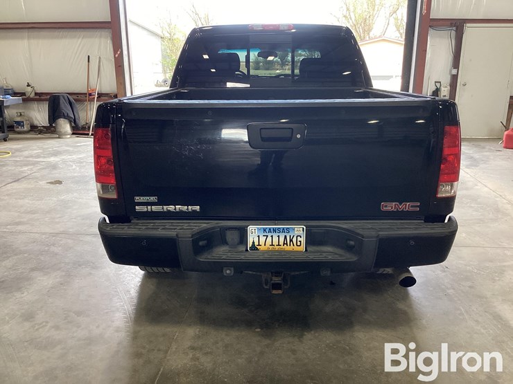 2010-gmc-sierra-1500-image-4