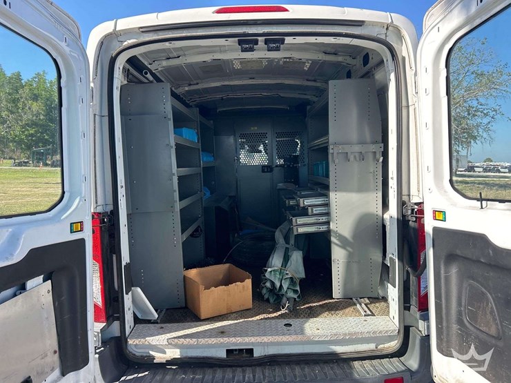 2017-ford-transit-image-15