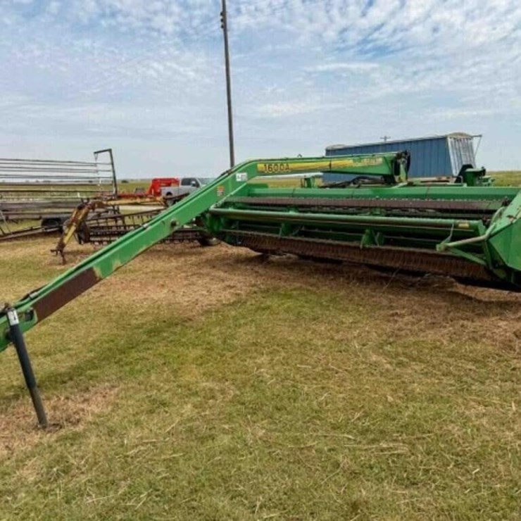 JOHN DEERE 1600A