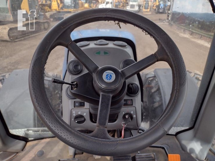 new-holland-tg285-image-9