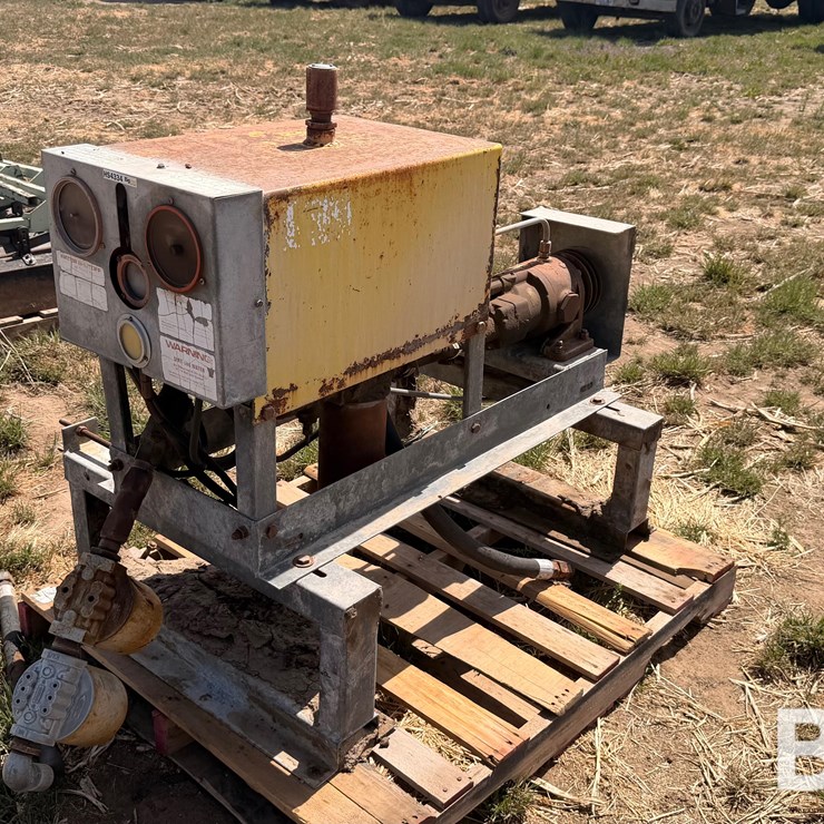 T-L Pivot Pump