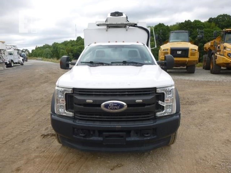 2017-ford-f550-image-2