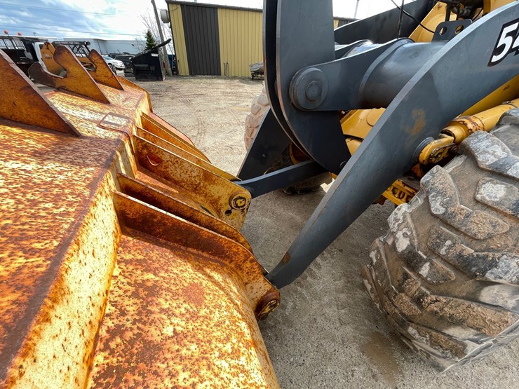 2000-deere-544h-image-11