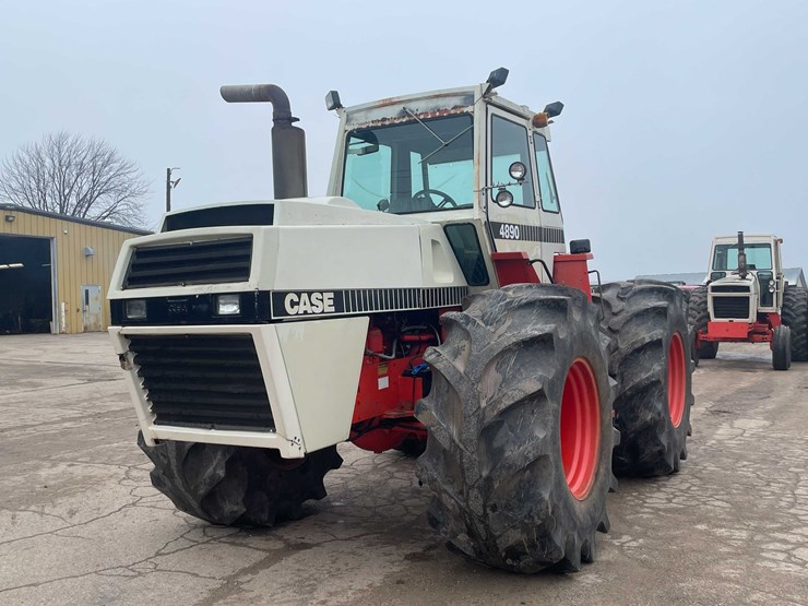 #4063-•-case-tractor-image-1