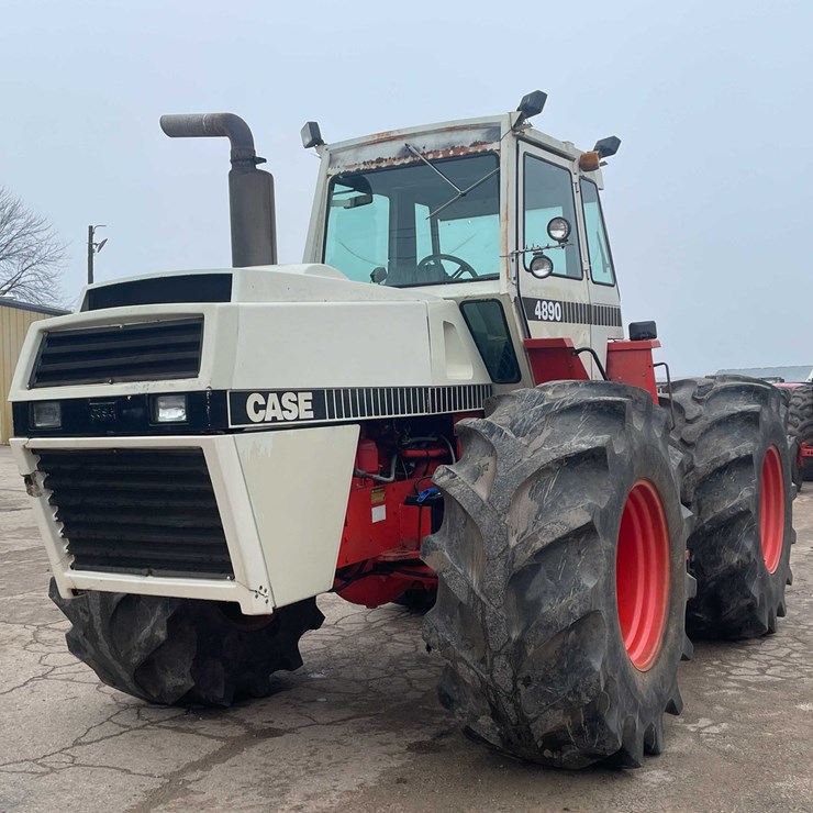 #4063 • Case Tractor