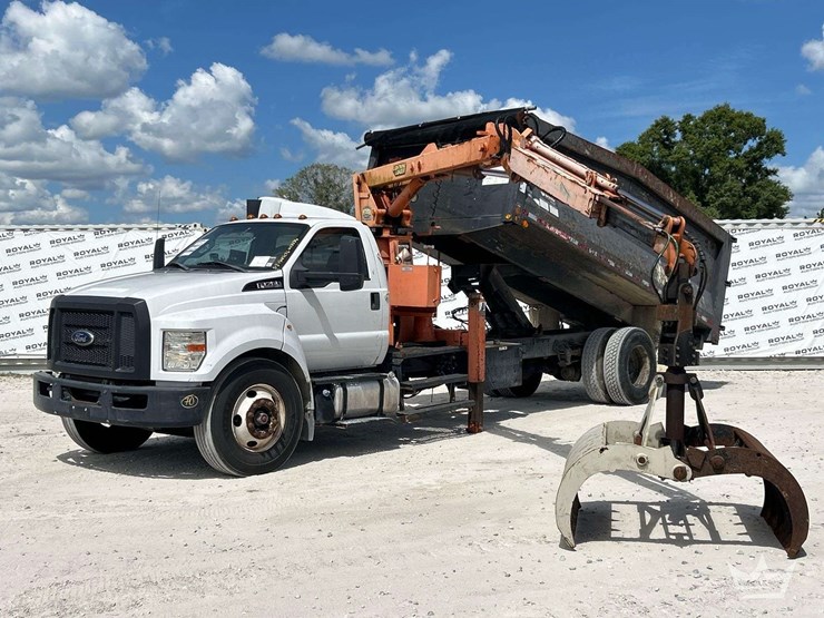 2017-ford-f750-image-1