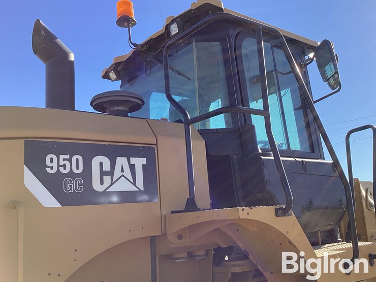 caterpillar-950gc-image-13