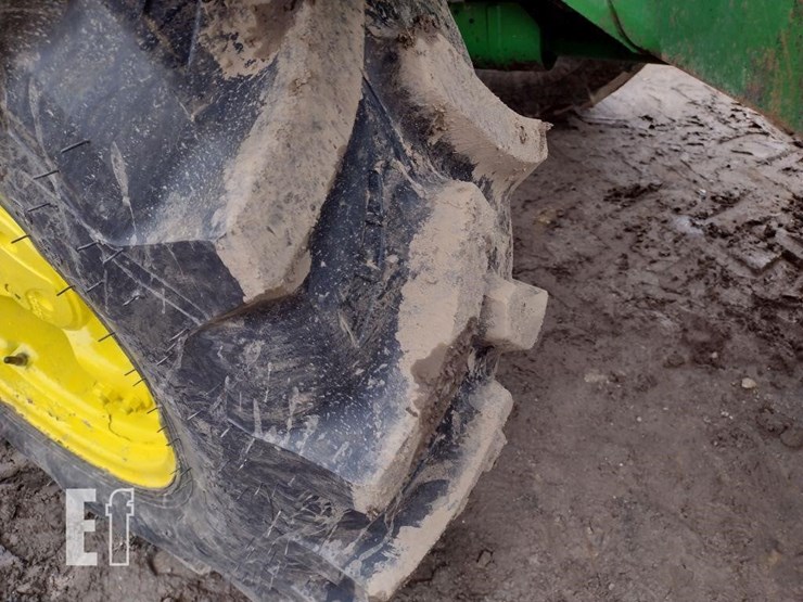 2001-john-deere-6410-image-18